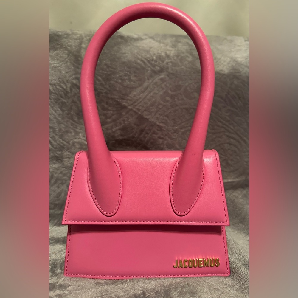 Jacquemus Le Chiquito moyen